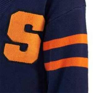 Pull en tricot personnalisé de haute qualité avec Logo Varsity hommes tricots rayé coton grec lettre décontracté Cardigan col en V hiver - Product Image 2