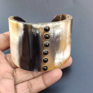 สร้อยข้อมือเขาควายทำด้วยมืออุปกรณ์เสริมเป็นมิตรต่อสิ่งแวดล้อมสำหรับเป็นของขวัญปาร์ตี้ - Product Image 1