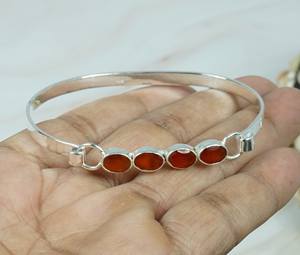 Bague ajustable pour femme en argent sterling S925 fait main, avec pierre précieuse ovale en cornaline rouge naturelle à facettes classiques, cadeau raffiné pour les fêtes - Product Image 6