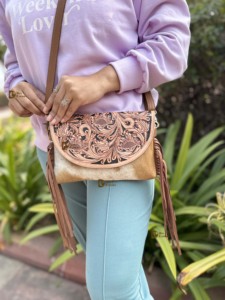 Bolso de Cuero Vacuno con Flecos Estilo Occidental, Bolso Bandolera de Cuero Repujado a Mano, Estilo Bohemio Gitano, Hecho a Mano, Multiusos - Product Image 2