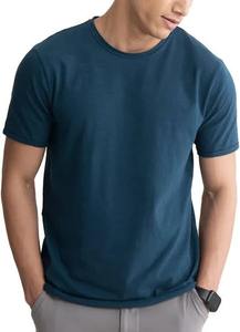 Camiseta lisa de algodón de alta calidad con cómodo diseño de cuello redondo en varios colores disponible a precio mayorista - Product Image 2