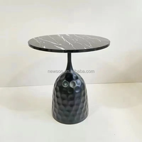 Table d'appoint nordique simple avec cadre en métal de couleur en option table d'appoint en pierre table à thé moderne table d'angle pour le salon