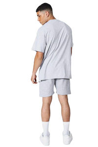 Prix de gros pour hommes d'été attrayants ensemble court à la mode avec design imprimé élégant ensembles d'été jumeaux vêtements pour hommes couleur contrastée - Product Image 5