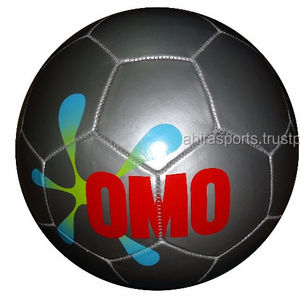 Ballon de football imprimé en cuir PU TPU PVC cousu à la machine collage thermique tailles 4 et 5 pour les promotions de sports de plein air - Product Image 1
