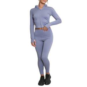 Vente flash : ensembles de yoga d'hiver pour femmes grandes tailles, vêtements de sport sans manches pour la salle de sport, veste de yoga, soutien-gorge de sport, shorts de sport, devant - Product Image 1