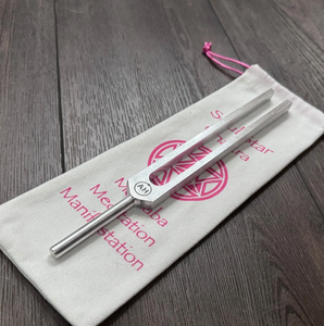 Diapasón de Solfeggio sin Peso de 1074 Hz de Mars International - Afinado Profesionalmente... - Product Image 1