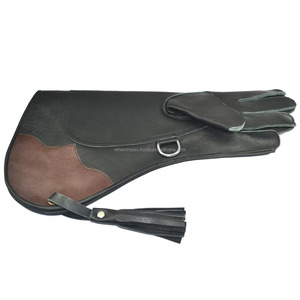 Guantes de cetrería de piel de vaca Premium Diseño moderno con protección de doble capa para un manejo seguro de aves mientras caza - Product Image 3