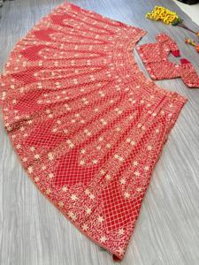 Lehenga งานแต่งงานที่สวยงามและได้รับความนิยมมากที่สุดมีการเย็บปักถักร้อยที่สวยงาม, dori, Coding, Jari ทำงานและงานปักเลื่อมหนัก - Product Image 5