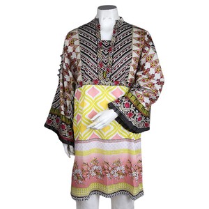 คุรตีพิมพ์ลายทรงหลวมสำหรับผู้หญิง - สีดำ - Product Image 1