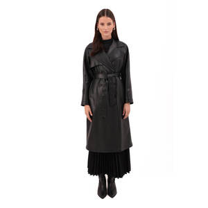 Manteau trench en cuir tricoté noir à double boutonnage pour femme avec ceinture - Product Image 4