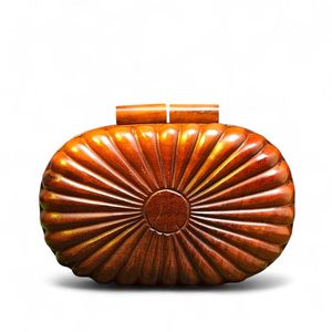 Pochette Vintage en Bois avec Sunburst Sculpture Artisan Sculpté avec Finition Brillante - Product Image 1