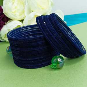 Conjunto de brazaletes indios, pulseras de terciopelo de Metal liso de Bollywood, bisutería para mujeres y niñas (juego de 24) - Product Image 2