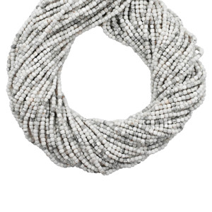 Chaîne de perles en howlite facettées en forme de cube, 22,5 mm, pierres précieuses blanches naturelles, 13 pouces, pour la fabrication de bijoux - Product Image 1