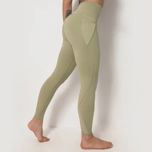 Pantalon de yoga taille haute personnalisé pour femmes, leggings extensibles en soie tricotée, motif tie-dye, style décontracté, entraînement de course à pied, ajustement pour salle de sport - Product Image 3
