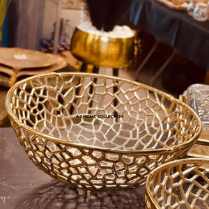 Bols de forme ronde en métal plaqué or élégant et attrayant cadeau mariage et centres de table organisateur de nourriture décoratif - Product Image 1