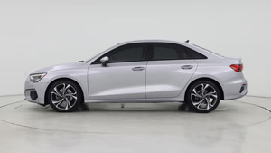 Audi A3 Premium quattro AWD 2023 Usado en Excelentes Condiciones - Product Image 3