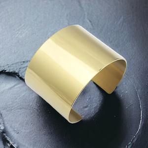 Bracelets de manchette en laiton plaqué or en métal robuste fait à la main Bracelet brut en argent cuivre or couleurs pour les cadeaux de mariage - Product Image 3