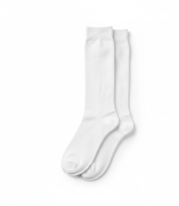 Chaussettes longues pour femmes StrideBloom, mélange de coton, tricot extensible, coupe régulière, conçues pour un confort tout au long de la journée - Product Image 1