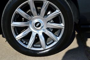 Cadillac Escalade 2021 d'occasion en excellent état, prêt à être expédié - Product Image 6