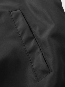 แจ็คเก็ตนักบินผู้ชายใหม่เสื้อกีฬาสีทึบมีซิปสำหรับฤดูใบไม้ผลิและฤดูใบไม้ร่วงแฟชั่นลำลองแบรนด์ใหญ่ - Product Image 3