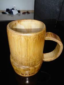 100% tasse en bois naturel pour bière et barware et dessus de table avec poignée tasse à bière tasse à café à boire à la main - Product Image 4
