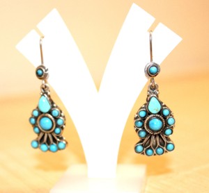 Boucles d'oreilles pendantes en argent sterling 925 fabriquées à la main de style ethnique pierres de cristal de guérison turquoise cadeau artisanal naturel unisexe - Product Image 5