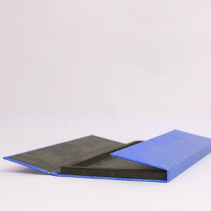 Boîte-cadeau en carton rigide bleu de luxe avec impression offset mémorable de stratification mate élégante pour des occasions spéciales - Product Image 2