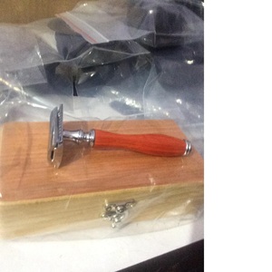 Maquinilla de Afeitar Clásica de Doble Filo, Afeitado sin Desechables, Cuchilla Única, Peine Abierto, Maquinilla de Afeitar de Acero Inoxidable de Doble Filo - Product Image 1