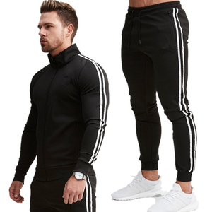 Conjunto de chándal de hombre de último diseño para correr hermoso diseño de tela suave para chándal de hombre - Product Image 6