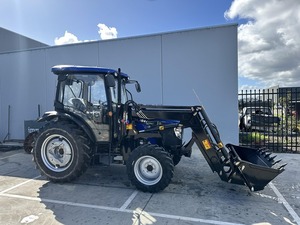 Tractor Agrícola LOVOL M804 TB3 de 75 CV con Tracción en las 4 Ruedas, Cabina y Cargador - Alto Rendimiento y Versatilidad - Product Image 4