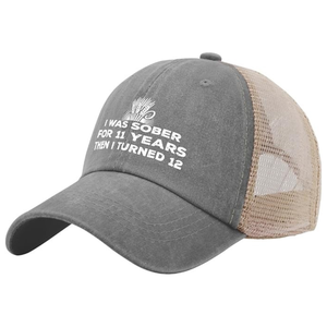 Vente en gros Casquette de camionneur en maille structurée 6 panneaux de haute qualité avec impression personnalisée et logo Chapeaux à visière en coton personnalisés pour hommes Streetwear - Product Image 1