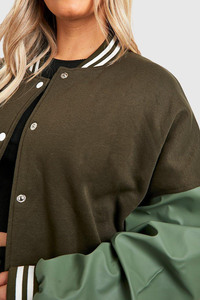 Chaqueta Varsity Letterman de Piel de Oveja con Diseño Personalizado de Alta Calidad al por Mayor - Product Image 3