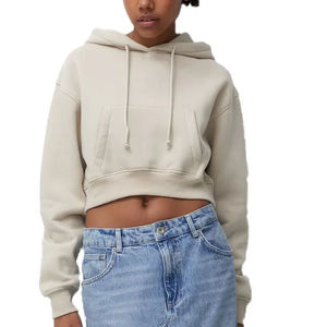 High Street Women's Crop Top Sudadera Último diseño Color sólido Logotipo reflectante personalizado Jersey con capucha Crop Top Fleece Hoodies - Product Image 1