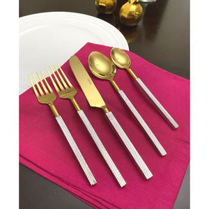 Juego de cubiertos de comida de acero inoxidable de Calidad exclusiva, el mejor diseño de esmalte de plata con mango de cobre, juego de cubiertos de diseño martillado - Product Image 2