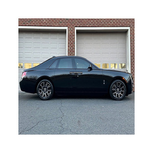 Rolls-Royce Phantom avec rideaux d'intimité arrière et sièges inclinables pour une expérience VIP - Product Image 3