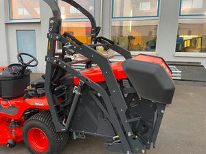 Kubota รถตัดหญ้ารถไถ G261HD รถตัดหญ้าใช้สำหรับใบตัดหญ้า