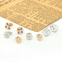 Boucles d'oreilles clous fleur minimalistes en zircon plaqué or blanc/rose, style coréen, bijoux tendance pour femme, cadeau