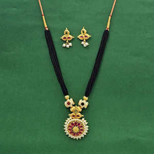 Collares colgantes de moda Moti Mangalsutra antiguos, joyería de moda artificial con chapado en oro de los mejores mayoristas de la India - Product Image 1