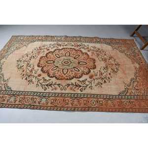 Grand tapis turc vintage de 5,6 x 8,8 pieds, tapis en laine orange style sud-ouest - Product Image 4