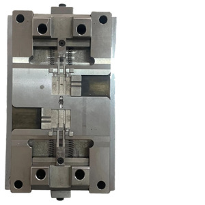 Otomotiv Elektroniklarında OEM Uygulamaları için Özelleştirilmiş FPC Esnek Devre Kartı Kablo Montaj Kalıpları Üretimi. - Product Image 2