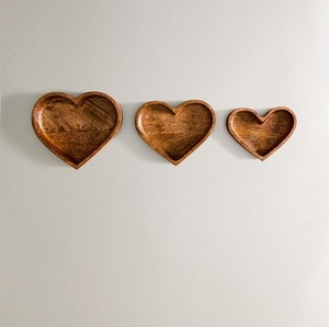 Bol à bijoux en bois en forme de cœur, bois d'acacia naturel, mangue - Product Image 3