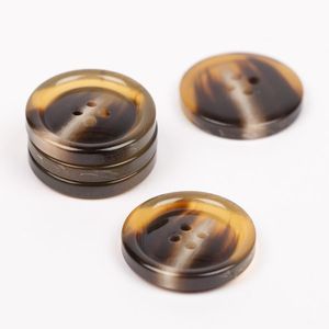 Botones de Cuerno de Búfalo Sostenibles Hechos a Mano, Acabado Pulido Artesanal, Duraderos, Tamaños Personalizados para Moda de Boutique y Ropa Personalizada - Product Image 1