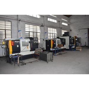 Sistema de tren de rodaje para maquinaria de construcción W2000, almohadillas de pista de poliuretano amarillas resistentes al desgaste para excavadoras en estado usado - Product Image 1