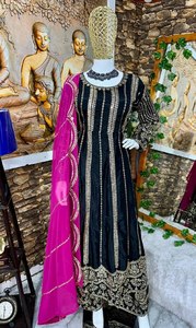 VESTIDO DE FIESTA LOOK CON PANTALÓN Y TRABAJO BORDADO - Product Image 6