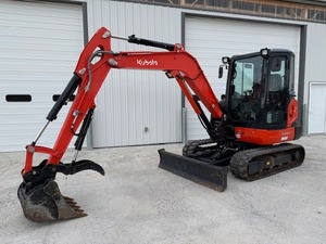 Excavadora Compacta Kubota KX040-4, Miniexcavadora Diésel de 42.4 HP |   Mini Excavadora Hidráulica de 4 Toneladas, Excavadora Compacta de Orugas Hidráulicas - Product Image 3