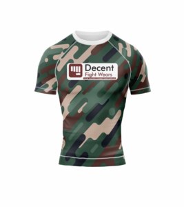 Venta al por mayor de LICRA impresa personalizada MMA Rashguard con mangas largas sublimadas protección solar diseño de logotipo crea tu propio equipo - Product Image 1