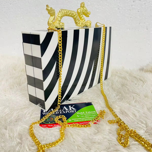 Bolso de Mano de Lujo para Fiesta, de Resina con Pedrería y Metal, para Damas, de FWE - Product Image 4