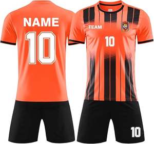 Ensembles de vêtements de football de couleur dégradée de haute qualité conception personnalisée impression par sublimation uniformes de football en gros - Product Image 4
