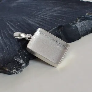 Pendentif en argent sterling 925, serti vide, forme rectangulaire 7x9, pour pierre précieuse, pour la fabrication de bijoux fins - Product Image 1