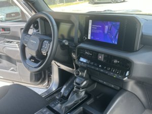 Toyota Land Cruiser 1958 Usado en Buen Estado, Año 2025 - Product Image 5